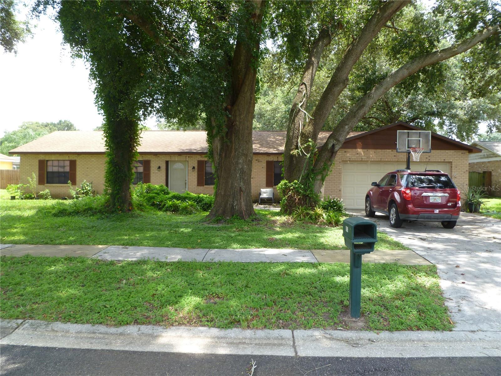 803 BILLS CIRCLE