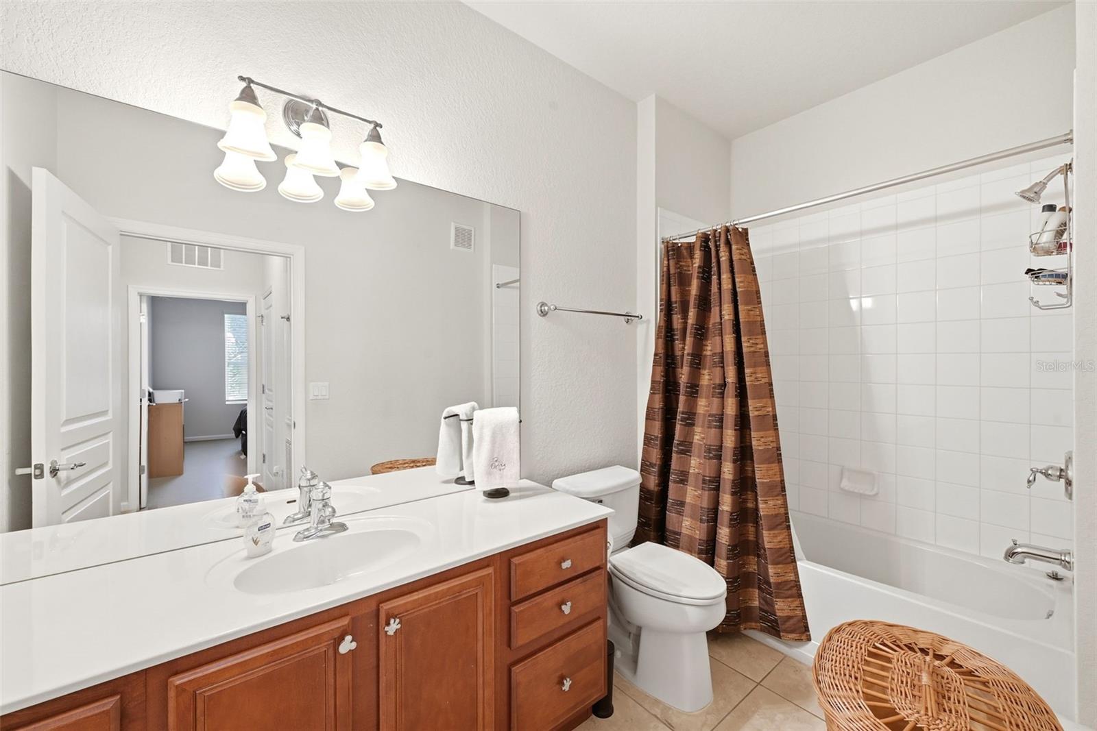 VENTURA AT BELLA TRAE CONDO PH 6 - Residential