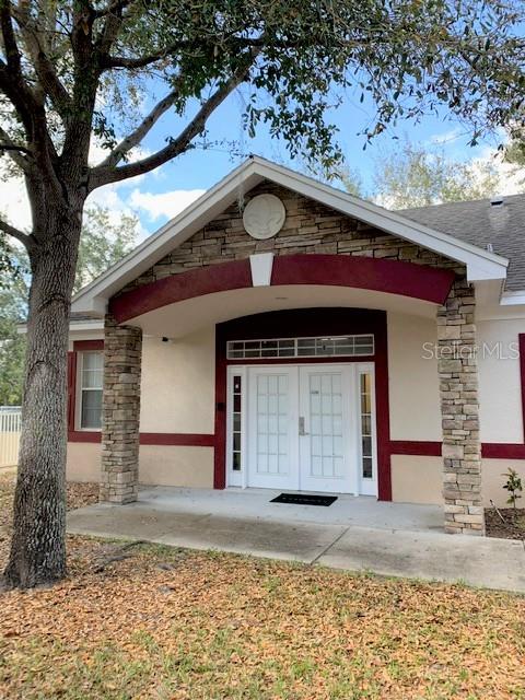 1 MONTHS FREE RENT FOR 3+ YR LEASE. This professional space is conveniently located close to the Research Park, right off of N Alafaya Trail and East Colonial Drive. This space includes multiples offices, 1 restroom, IT or Utility closet and a break room. No CAM. Tenant pays utilities. Landlord pays water and trash. Sales tax needs to be paid by the tenant on top of the rent as per county and city tax rate.
LEASE NOTE:
There is a $75.00 per Person Background Check Fee and a one-time $400 Admin Fee (Non-Refundable)