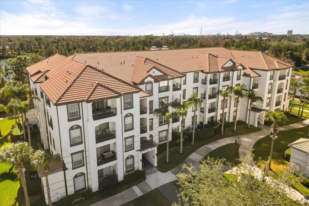 Photo of 4024 Breakview Drive #40304, Orlando, FL 32819 (MLS # O6376970)