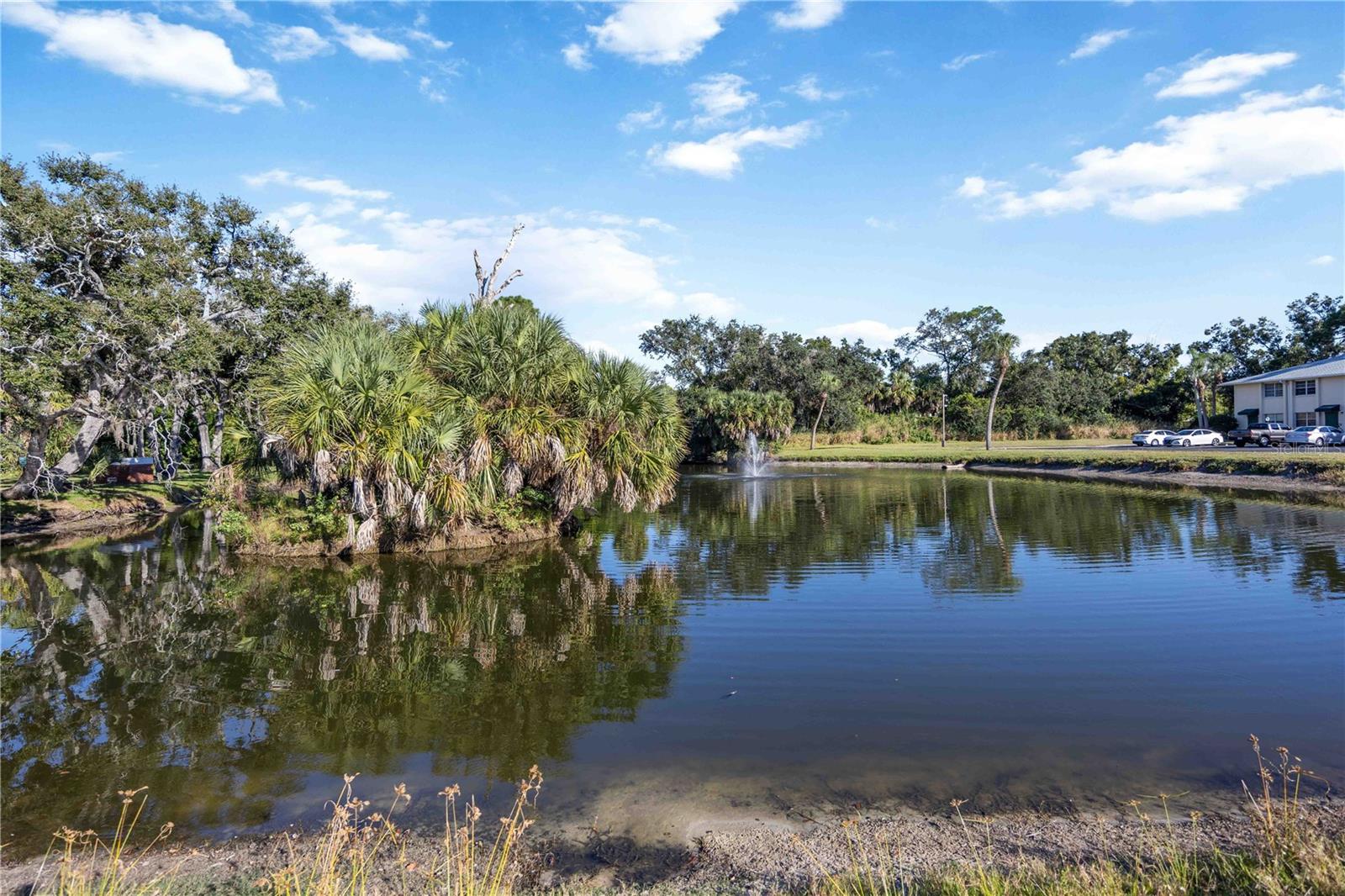 SUMMER LAKES - Residential