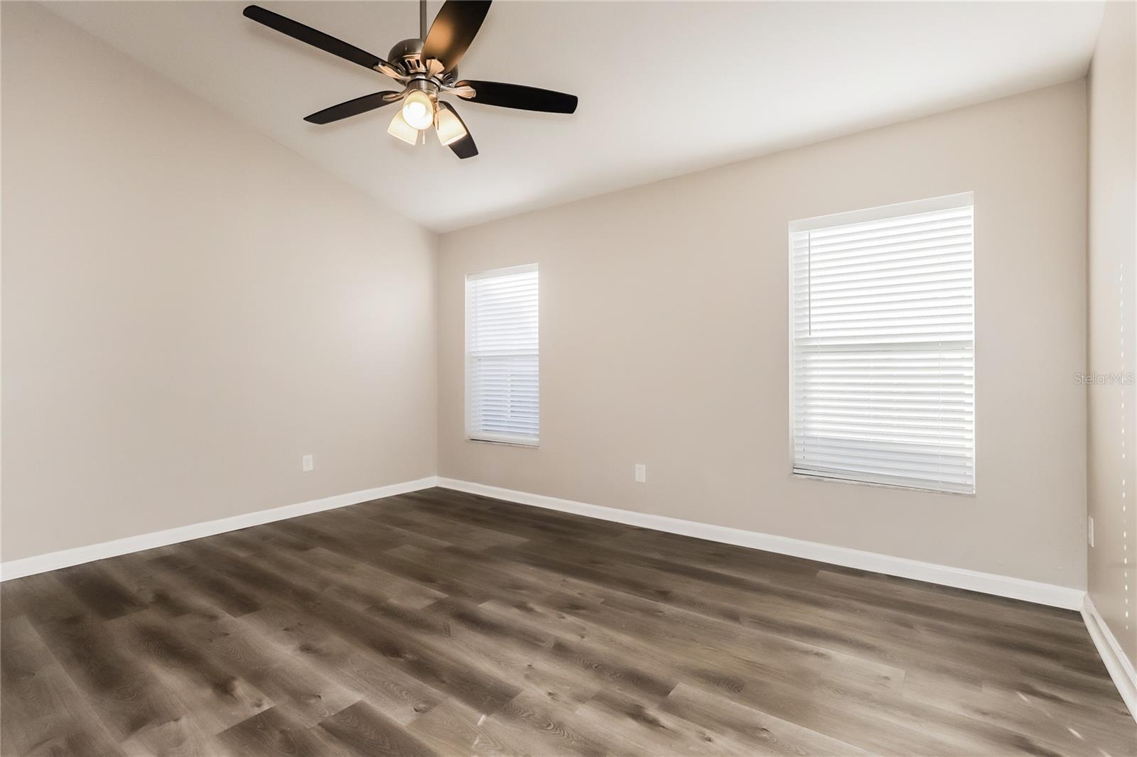 SOUTH COVE PH 1 - Residential
