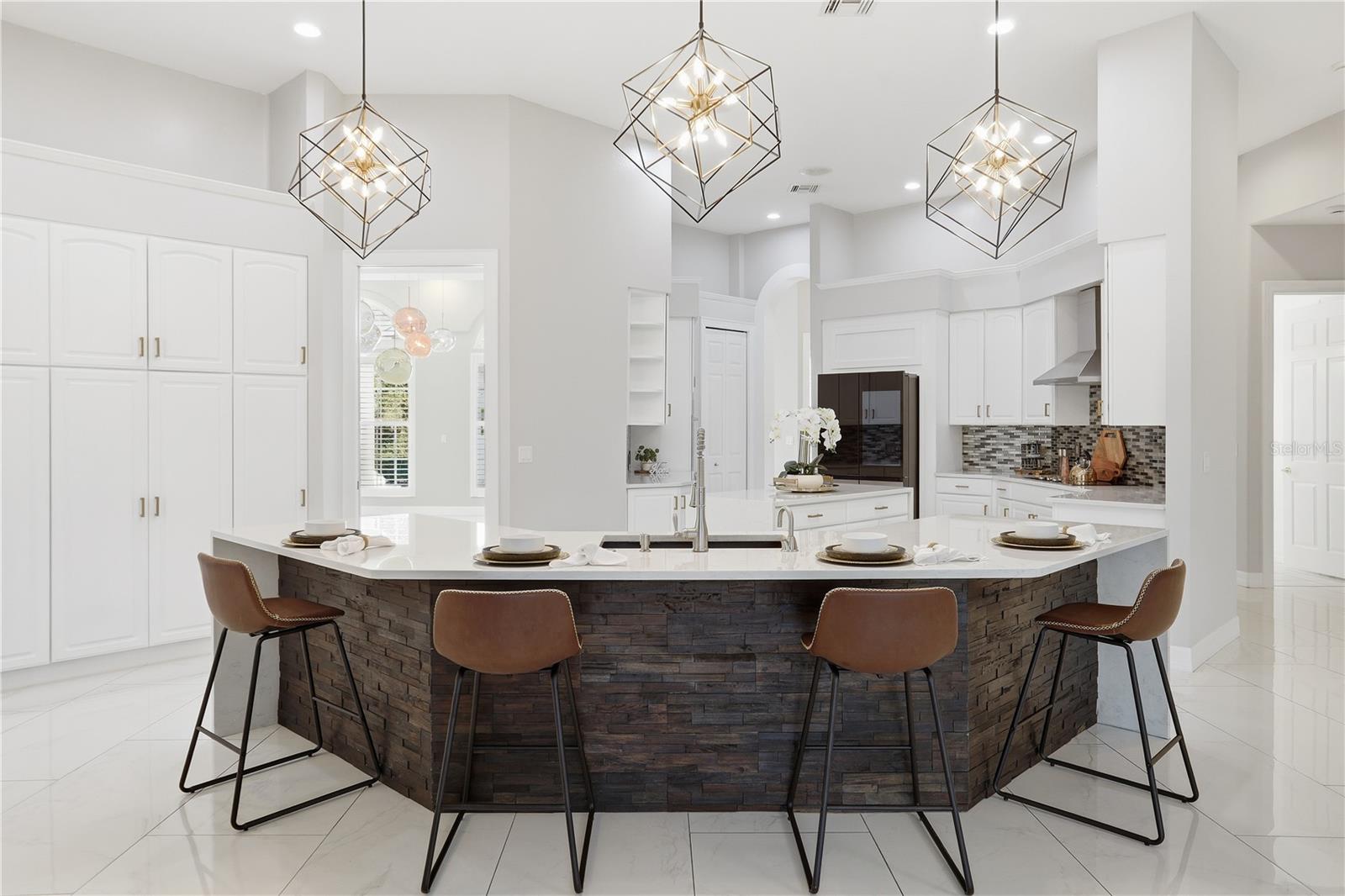 CRESCENT OAKS COUNTRY CLUB REGENCY PH 2 - Residential