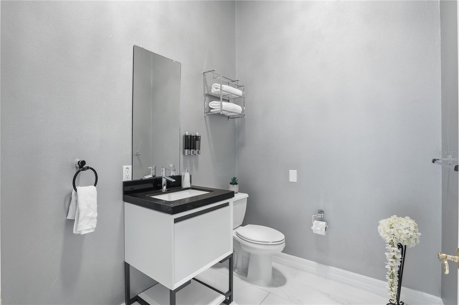 CRESCENT OAKS COUNTRY CLUB REGENCY PH 2 - Residential