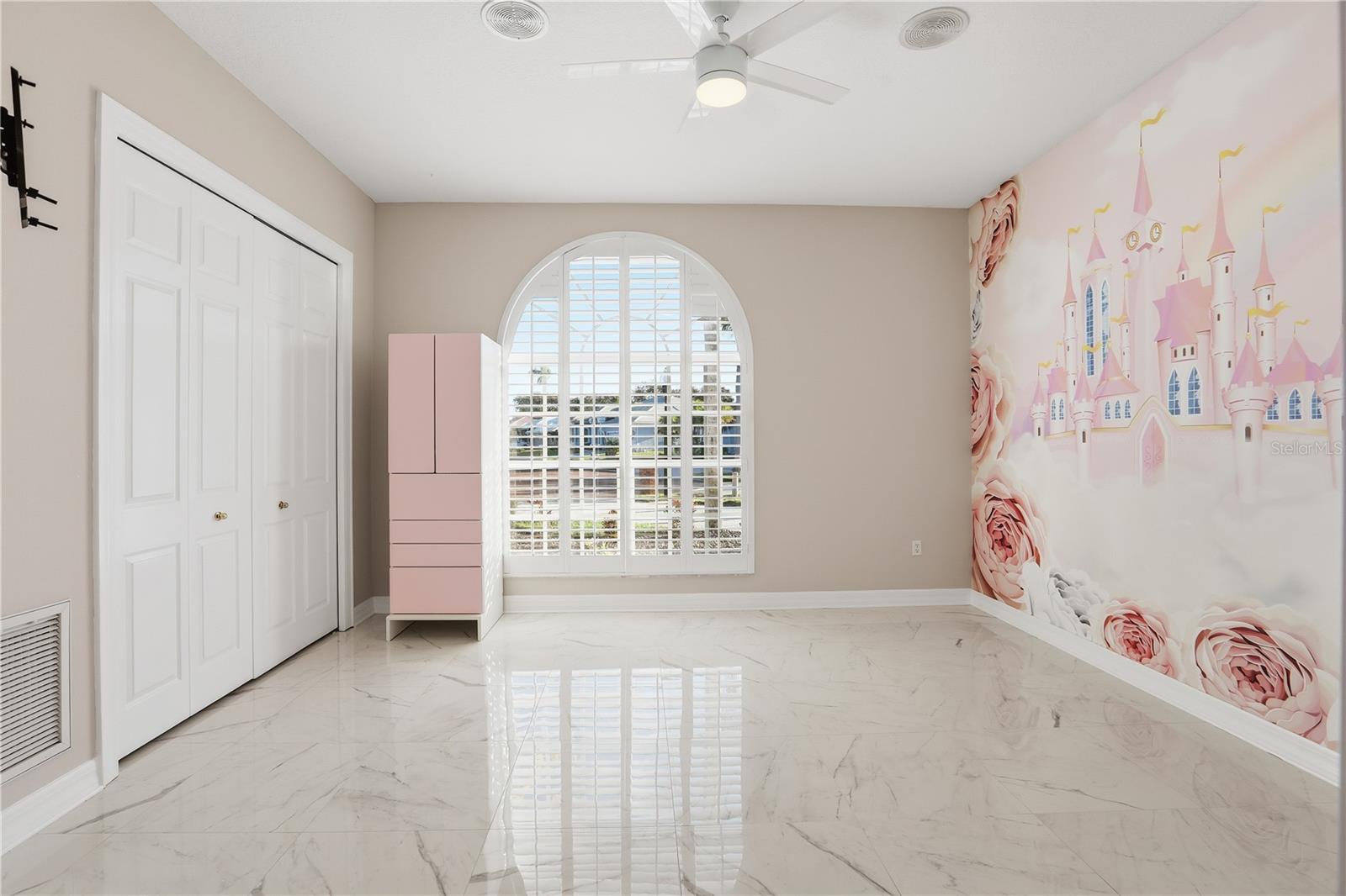 CRESCENT OAKS COUNTRY CLUB REGENCY PH 2 - Residential