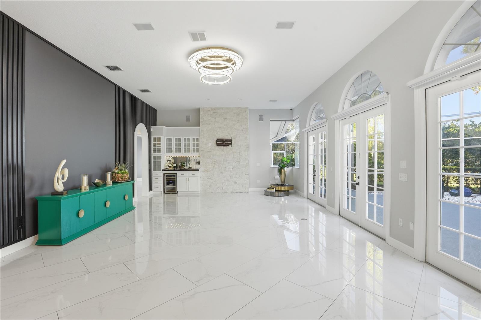 CRESCENT OAKS COUNTRY CLUB REGENCY PH 2 - Residential