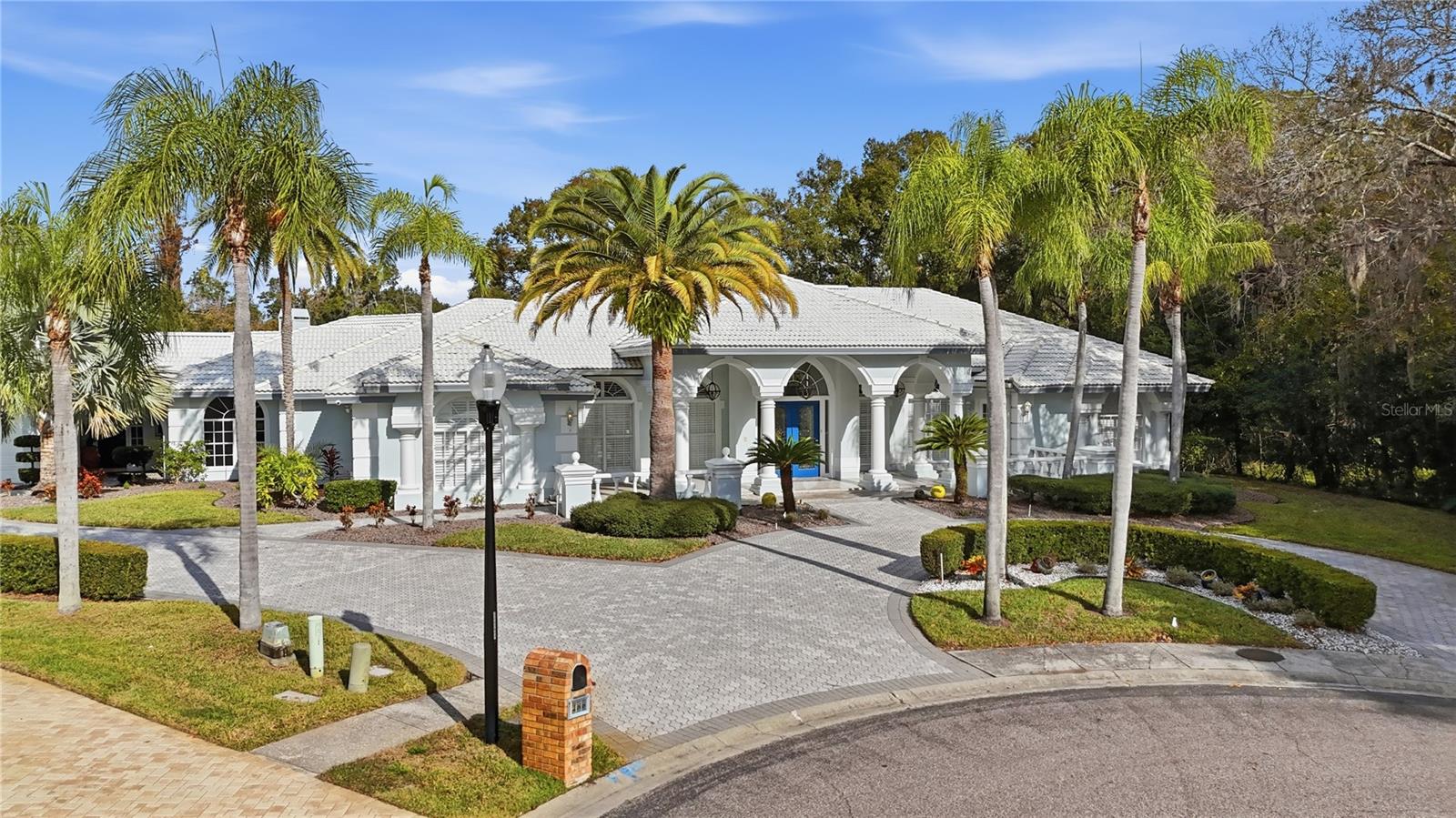 CRESCENT OAKS COUNTRY CLUB REGENCY PH 2 - Residential