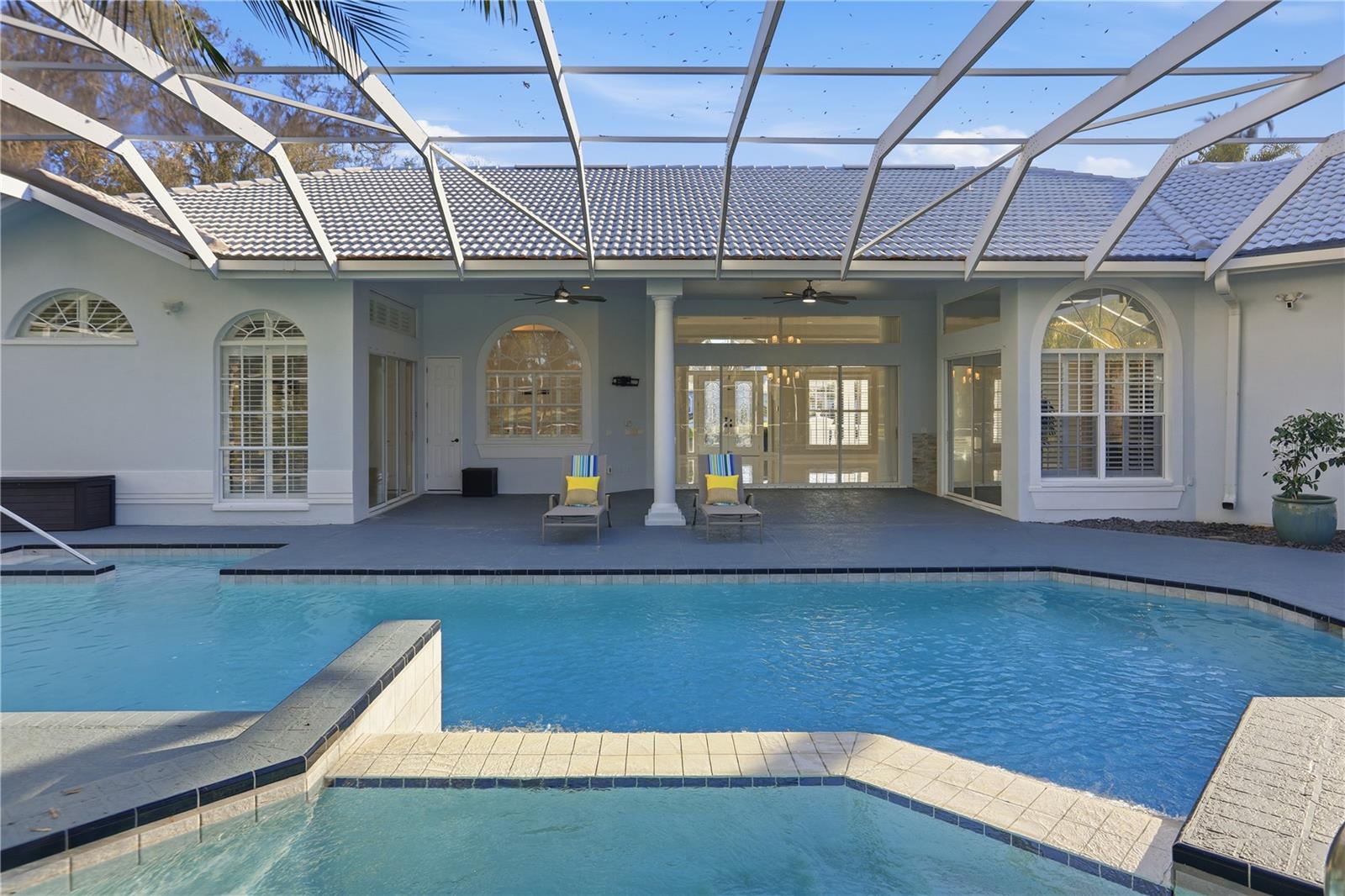 CRESCENT OAKS COUNTRY CLUB REGENCY PH 2 - Residential