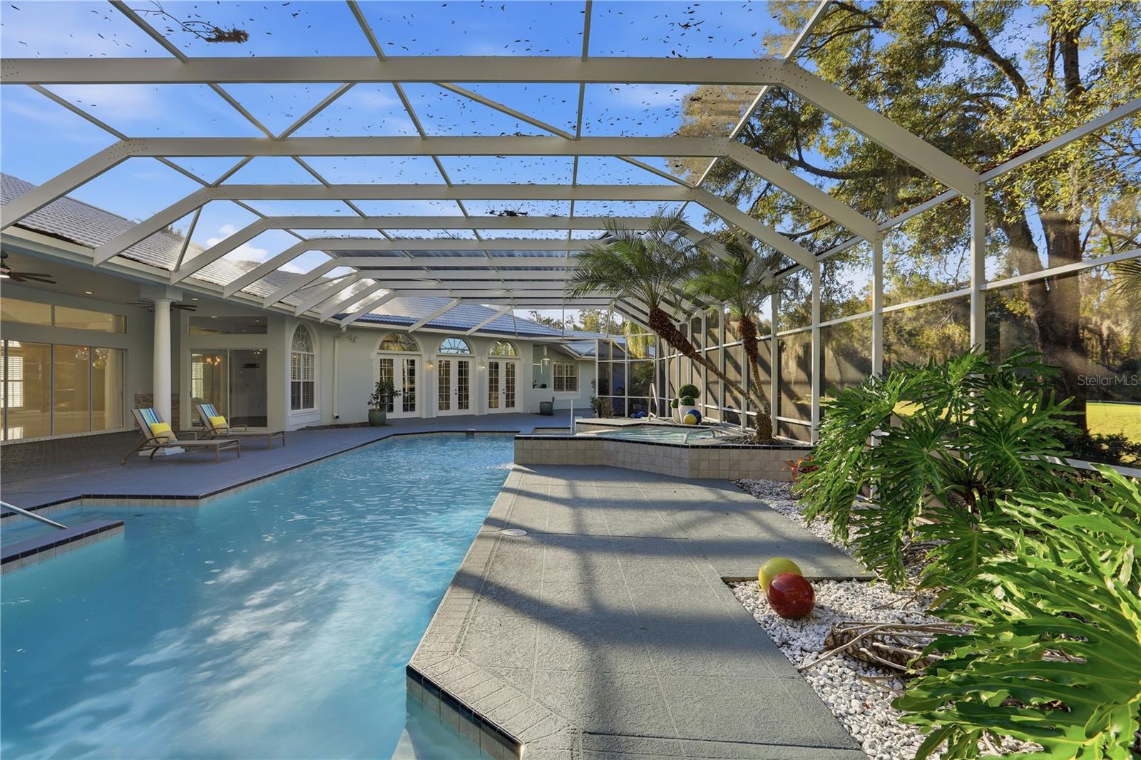 CRESCENT OAKS COUNTRY CLUB REGENCY PH 2 - Residential