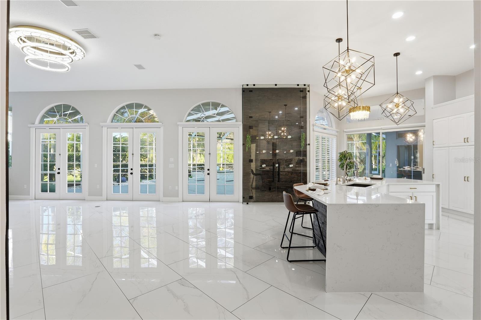CRESCENT OAKS COUNTRY CLUB REGENCY PH 2 - Residential