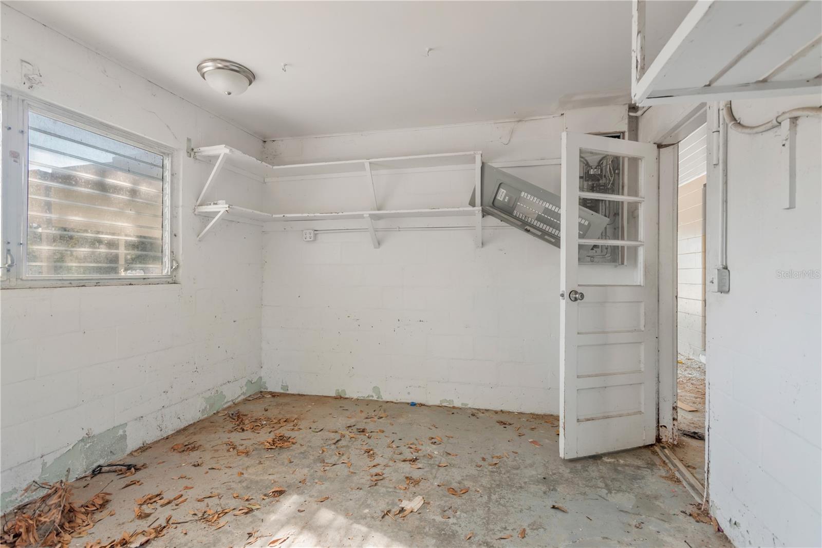 CAREYS PIRATE POINT - Residential