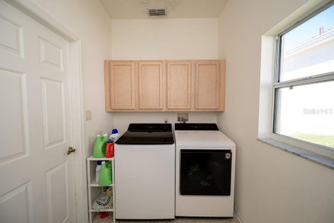 Tiny photo for 4608 Nottoway Drive, Leesburg, FL 34748 (MLS # O6452779)