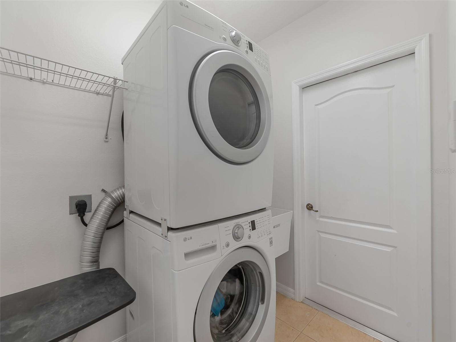 STONEYBROOK AT HERITAGE HARBOUR - Residential