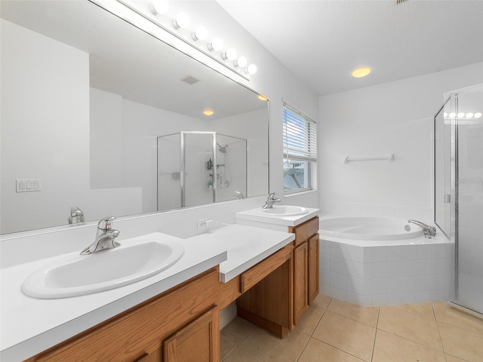 STONEYBROOK AT HERITAGE HARBOUR - Residential