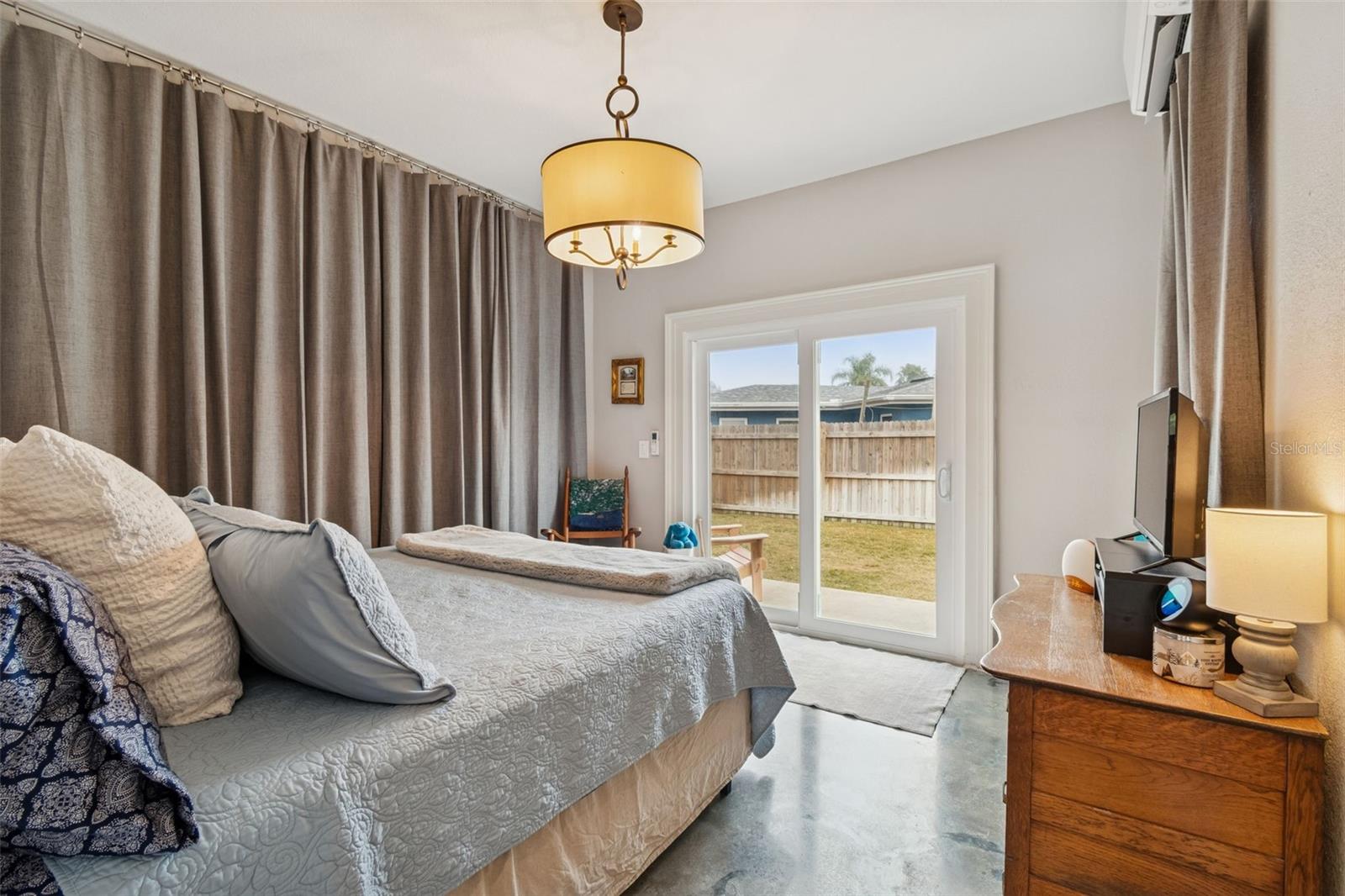 BAYWOOD SHORES - Residential