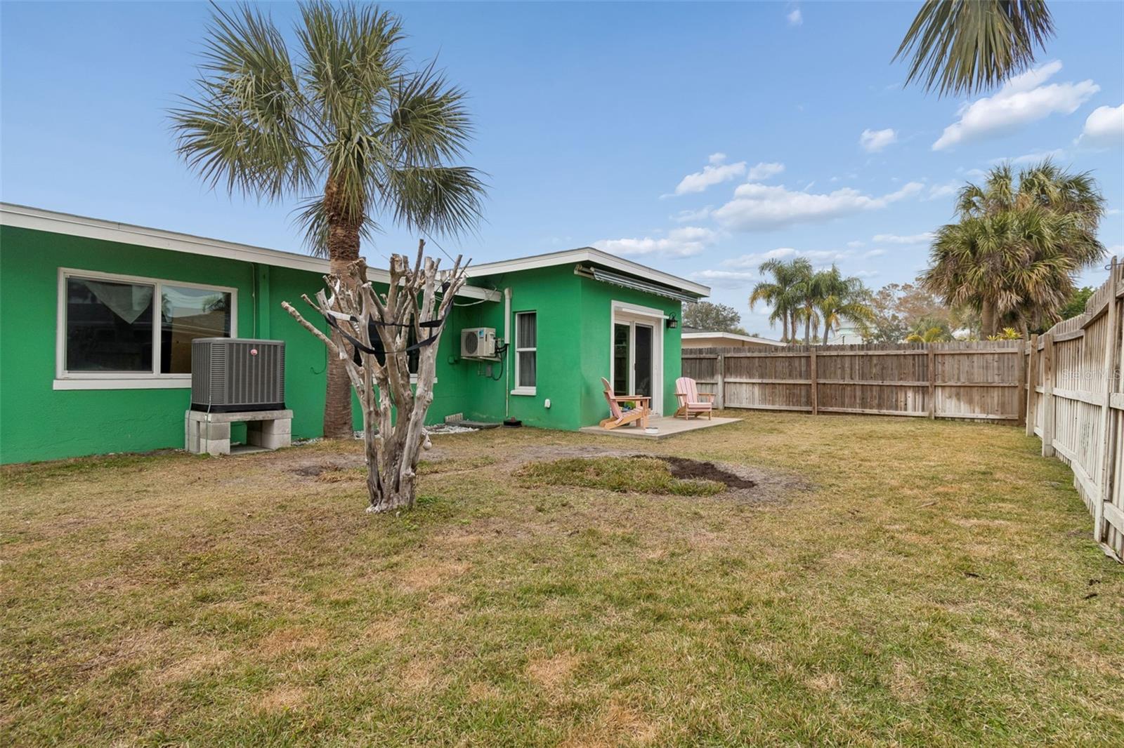 BAYWOOD SHORES - Residential