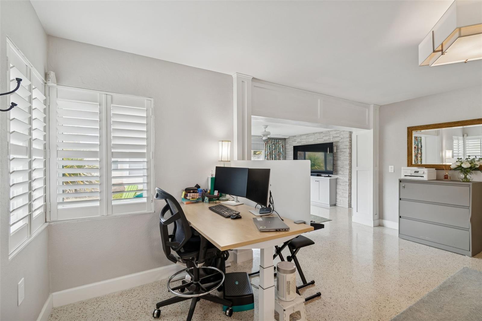 BAYWOOD SHORES - Residential