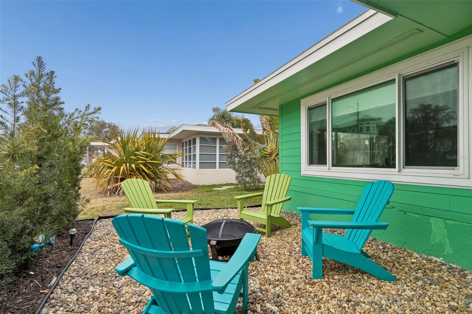 BAYWOOD SHORES - Residential