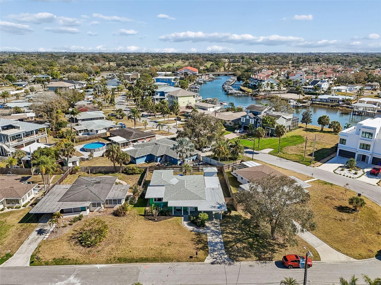 BAYWOOD SHORES - Residential