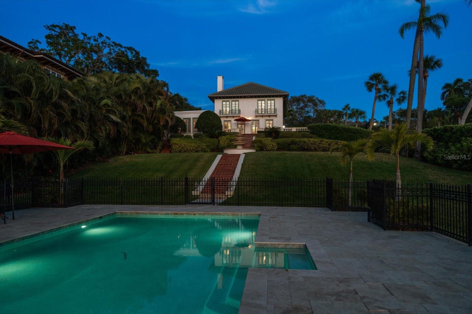 HARBOR OAKS - Residential