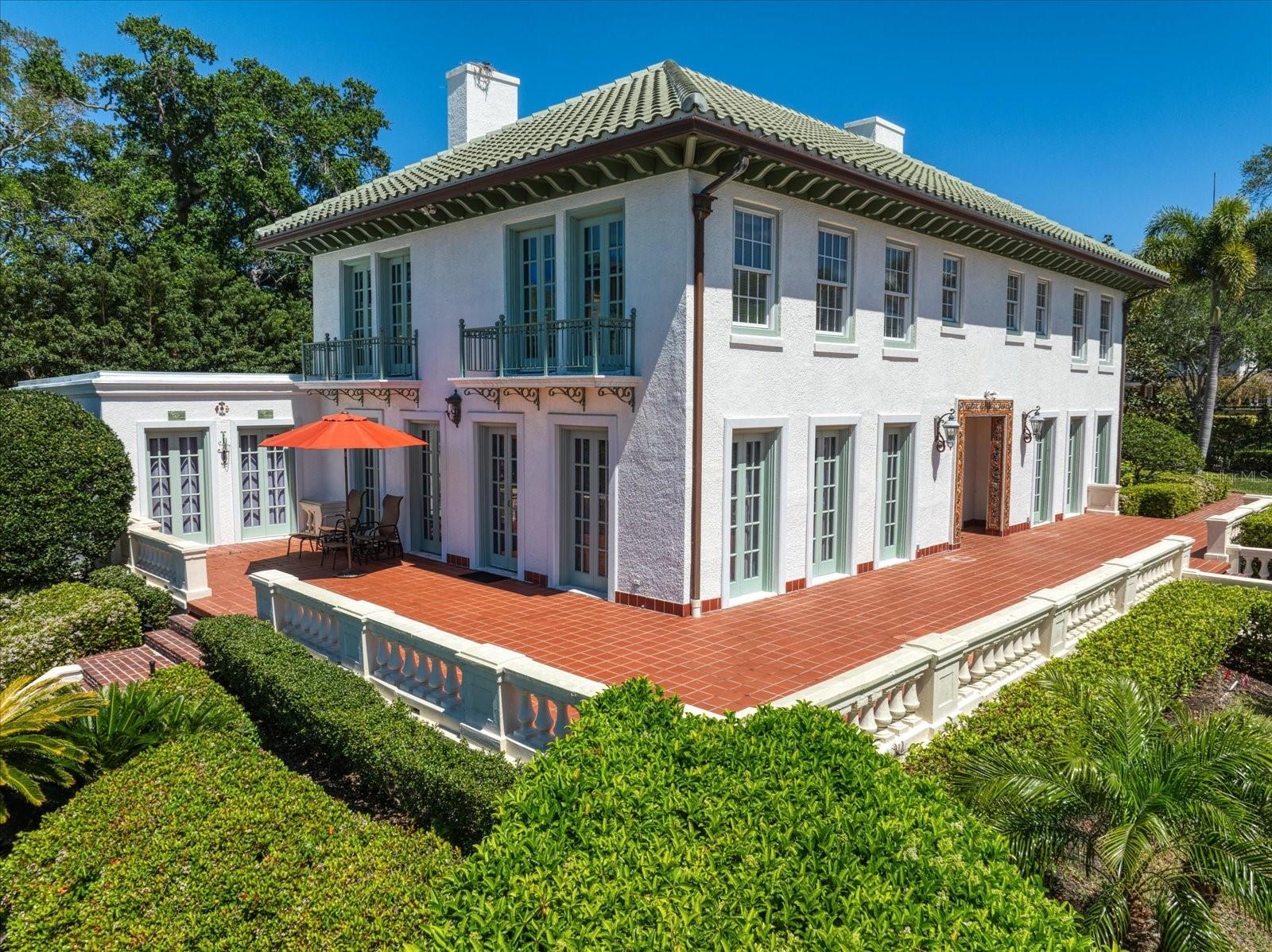 HARBOR OAKS - Residential