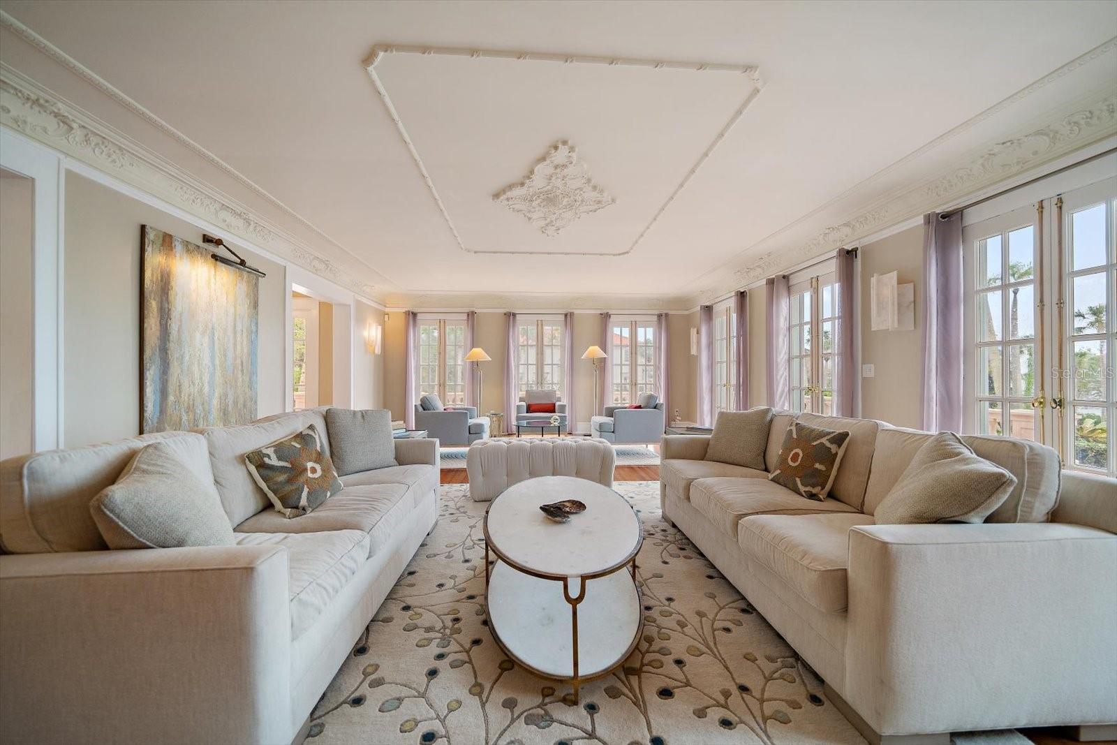 HARBOR OAKS - Residential