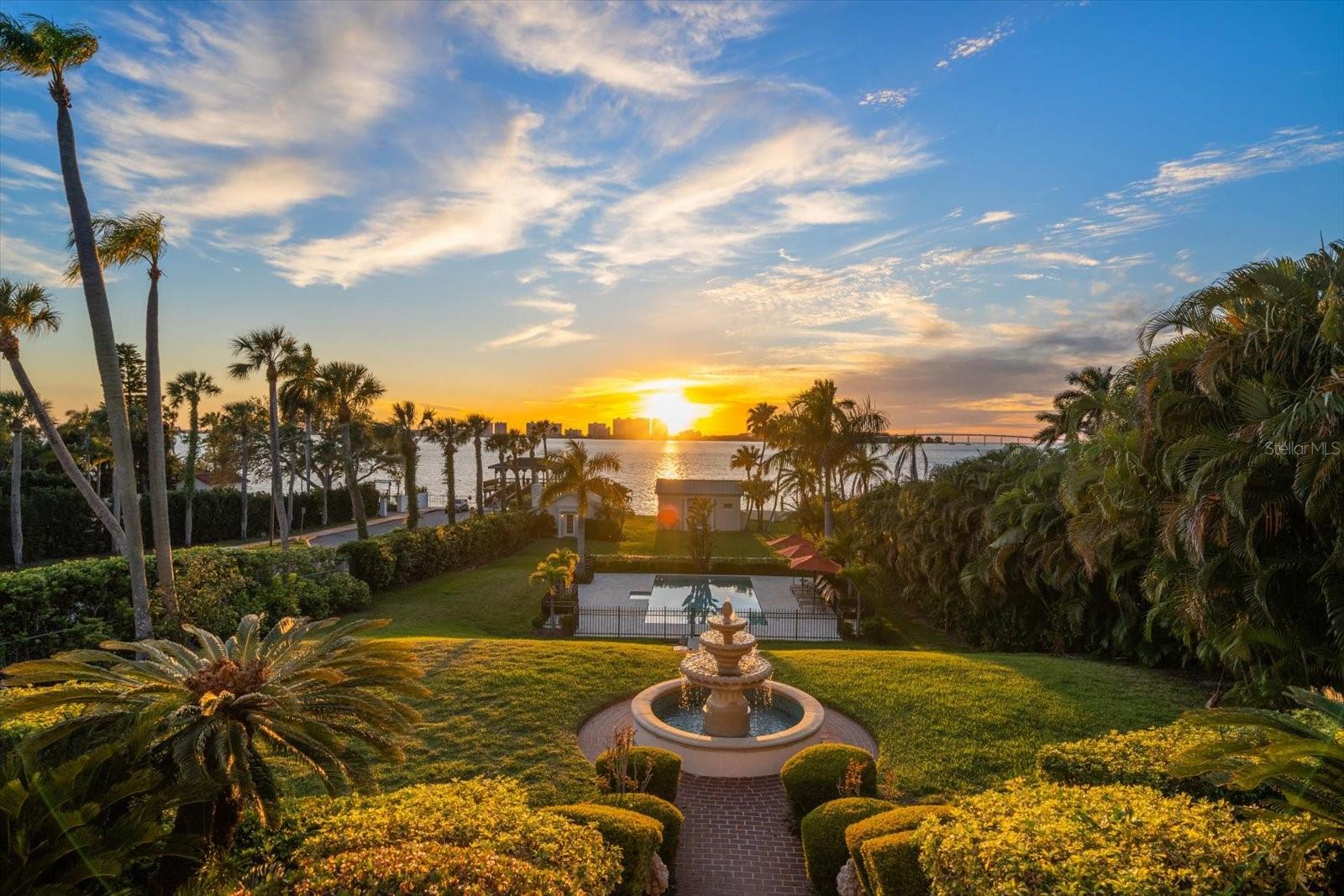 HARBOR OAKS - Residential