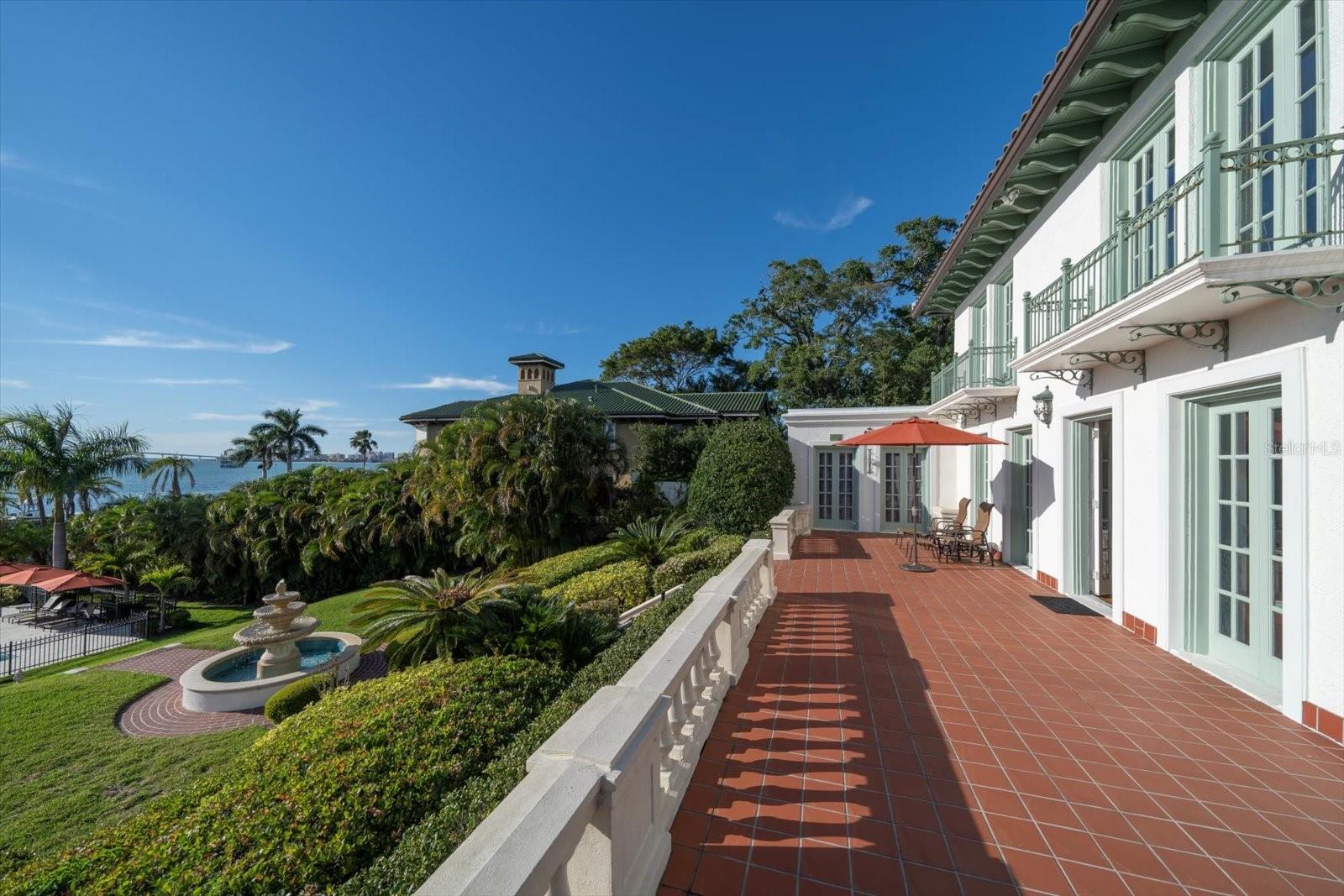 HARBOR OAKS - Residential