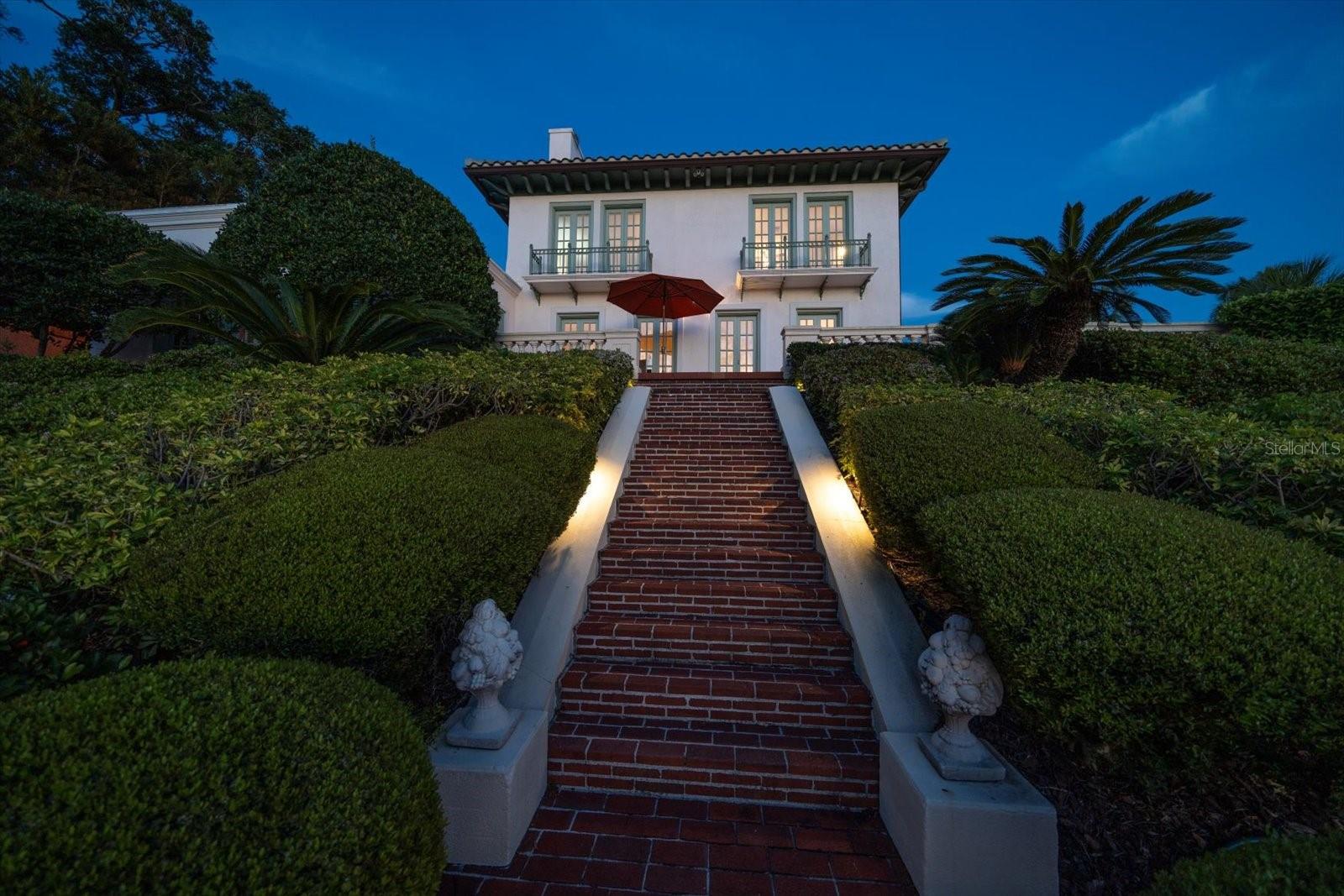 HARBOR OAKS - Residential