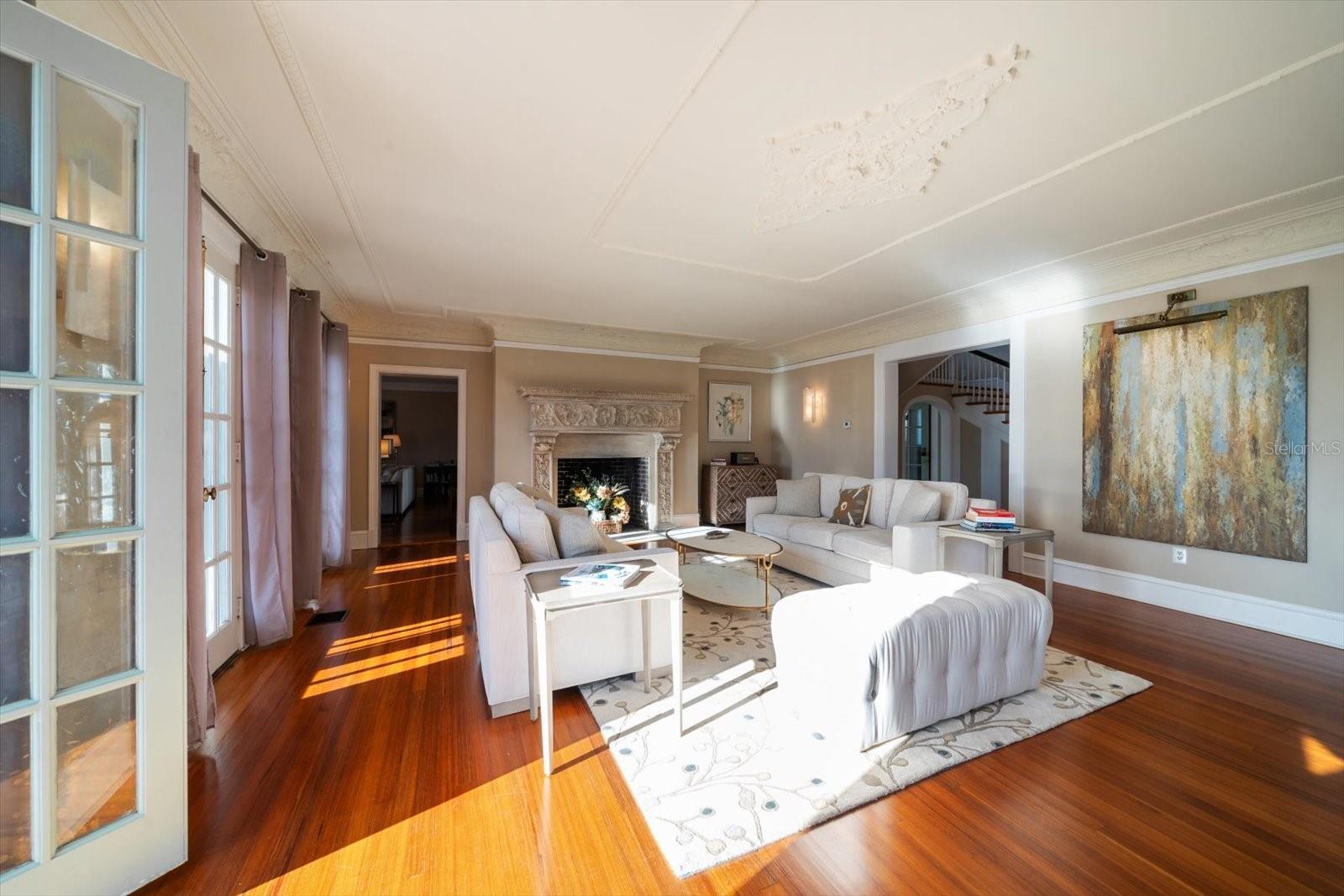 HARBOR OAKS - Residential