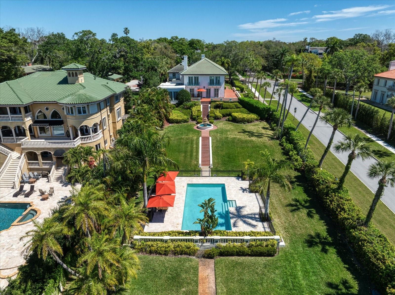 HARBOR OAKS - Residential