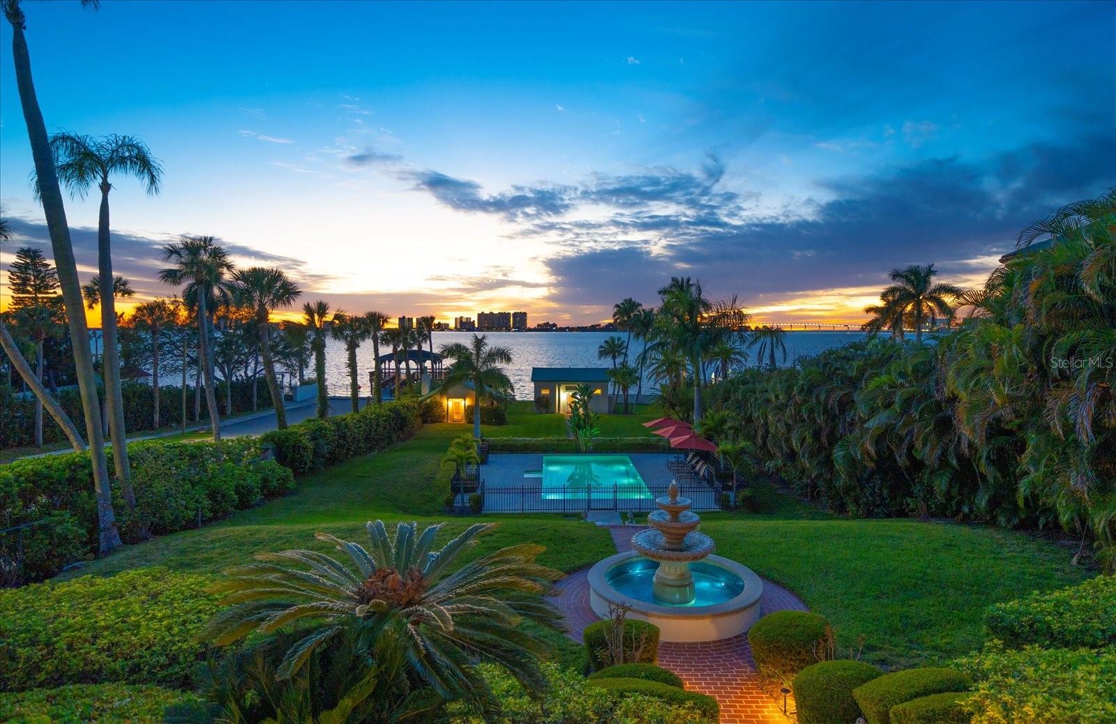 HARBOR OAKS - Residential