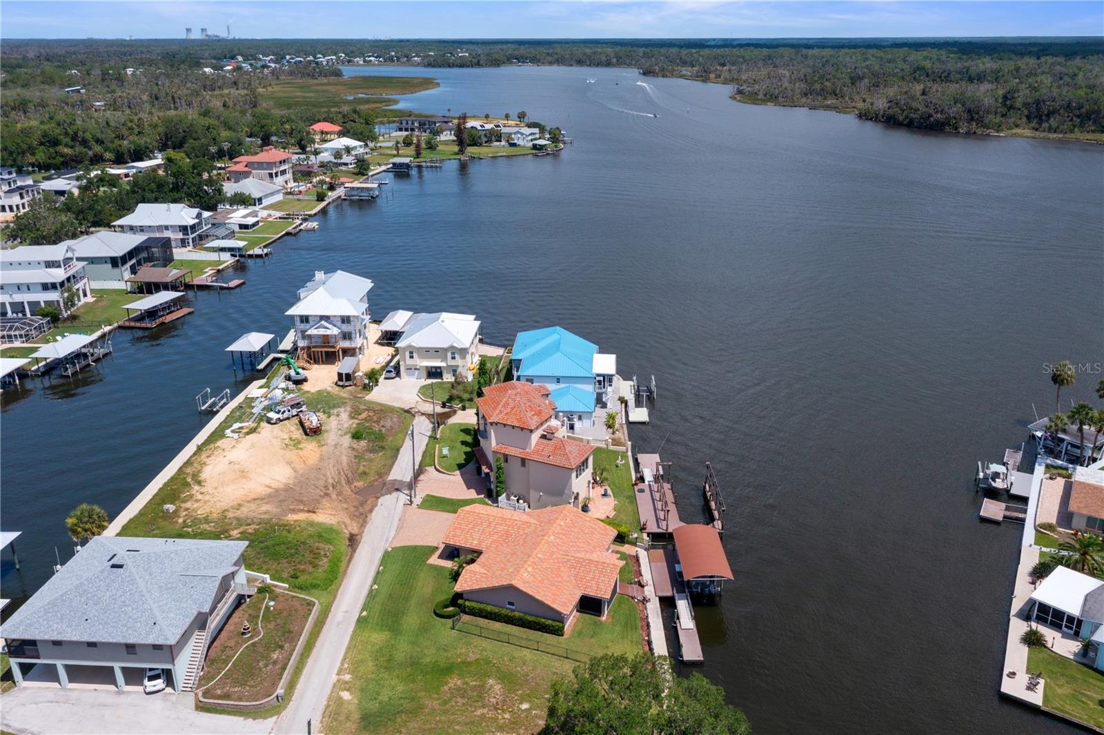 A CRYSTAL SHORE ESTATES - Residential