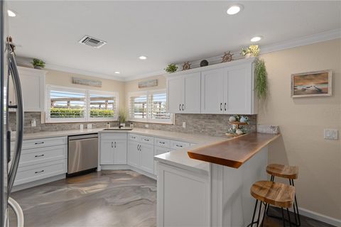 Tiny photo for 2221 N Kings Cove Point, Crystal River, FL 34429 (MLS # OM725568)