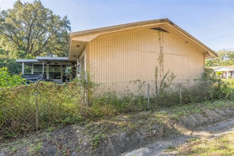 A home in PENSACOLA