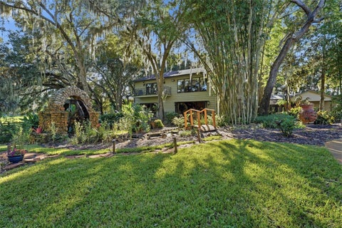 Tiny photo for 15211 Vinola Place, Montverde, FL 34756 (MLS # G5119029)