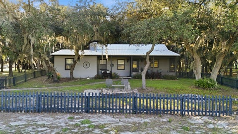 Tiny photo for 15211 Vinola Place, Montverde, FL 34756 (MLS # G5119029)