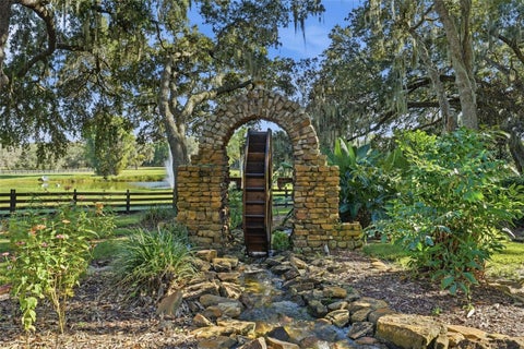 Tiny photo for 15211 Vinola Place, Montverde, FL 34756 (MLS # G5119029)