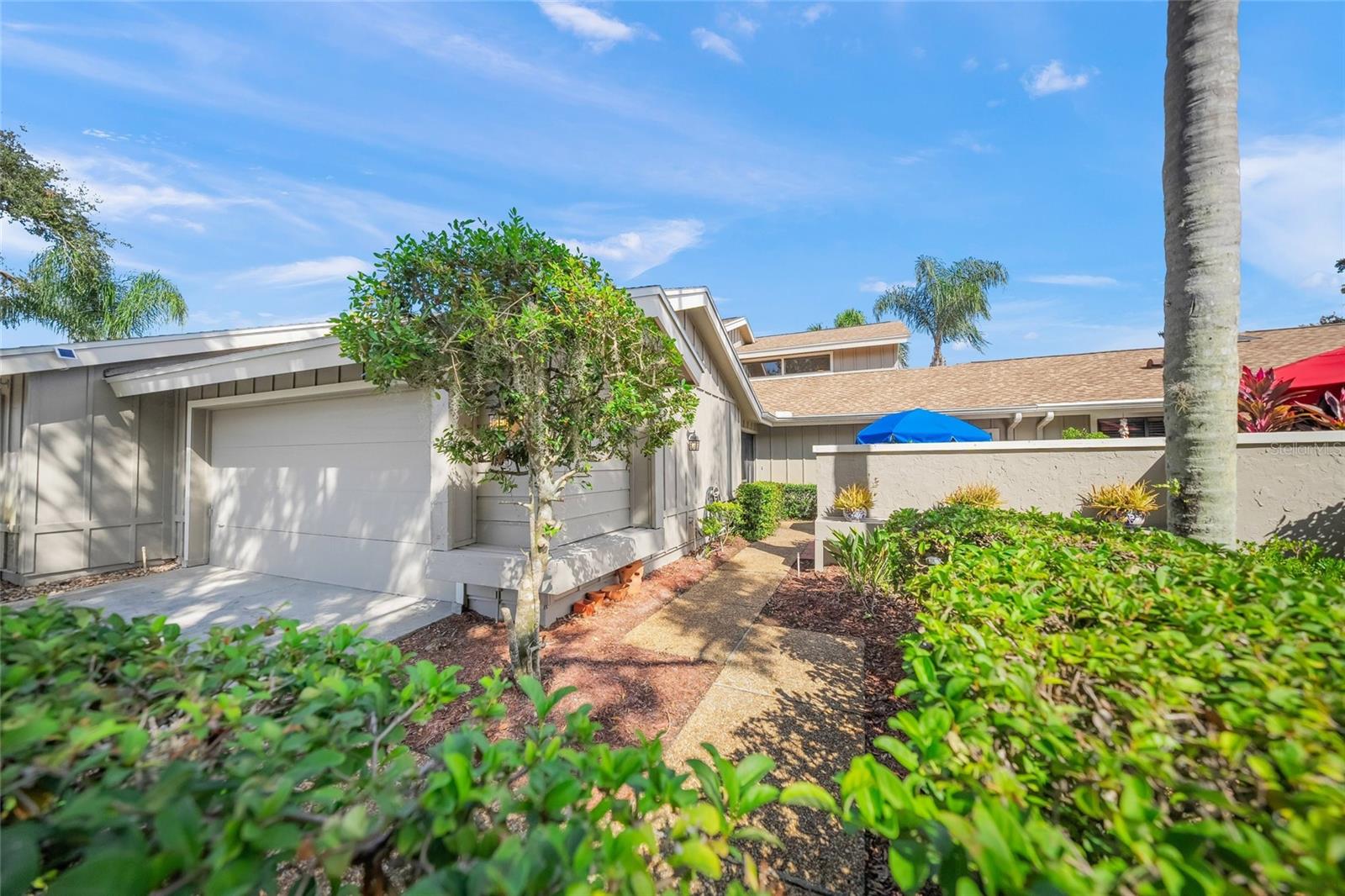 HAMMOCKS II, BENT TREE - Residential