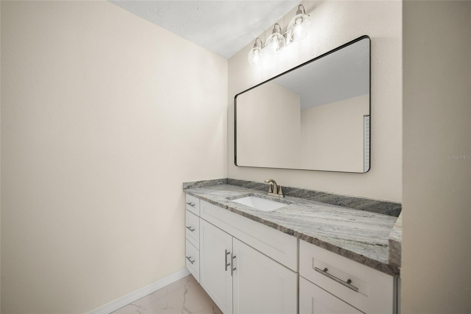 HAMMOCKS II, BENT TREE - Residential