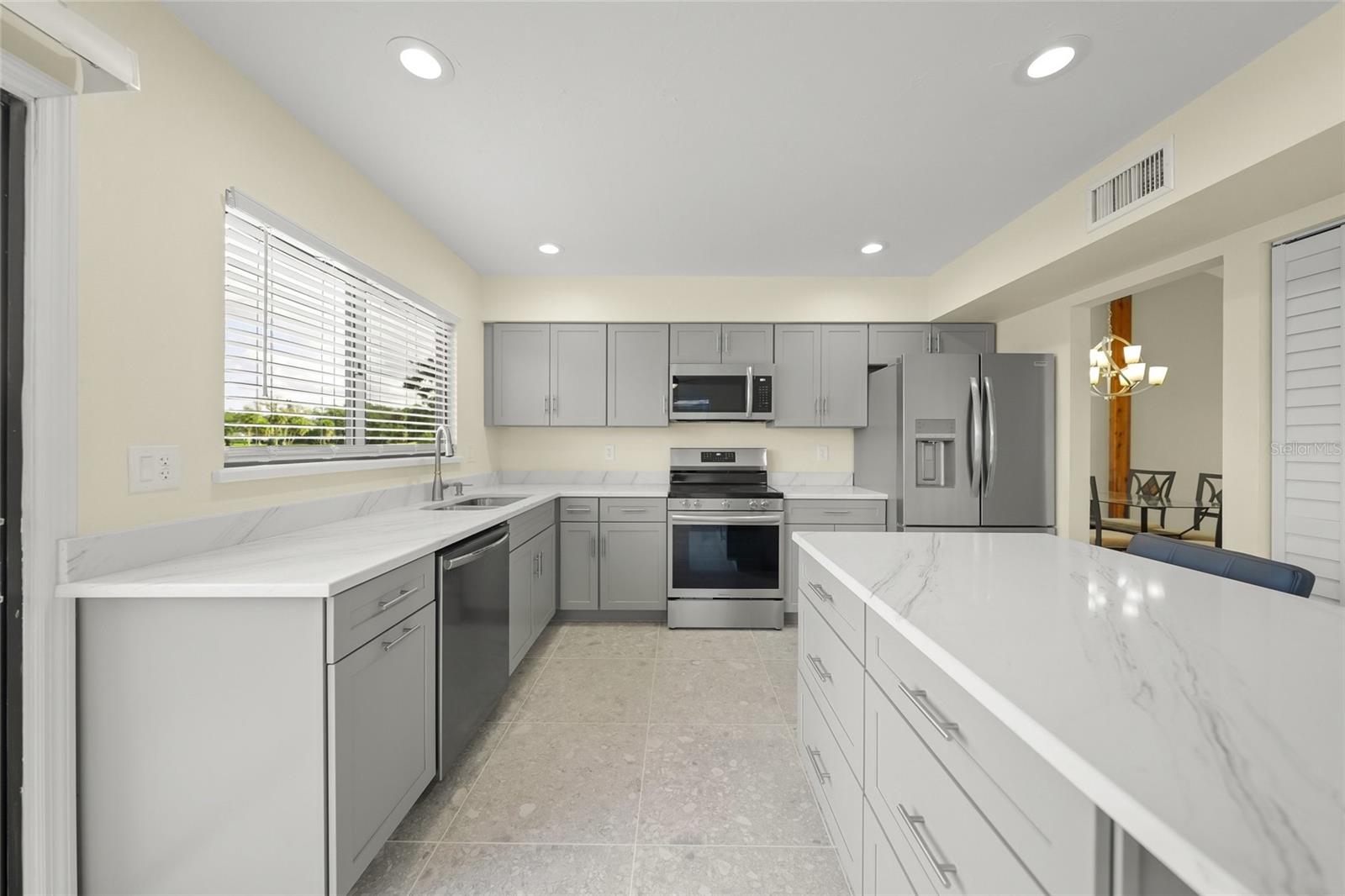 HAMMOCKS II, BENT TREE - Residential