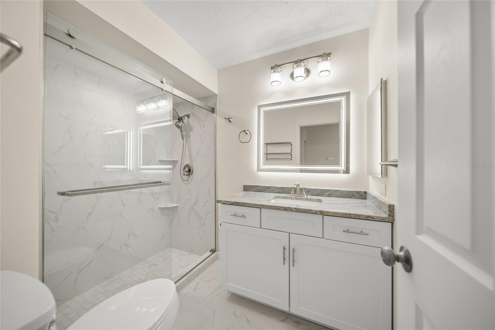 HAMMOCKS II, BENT TREE - Residential