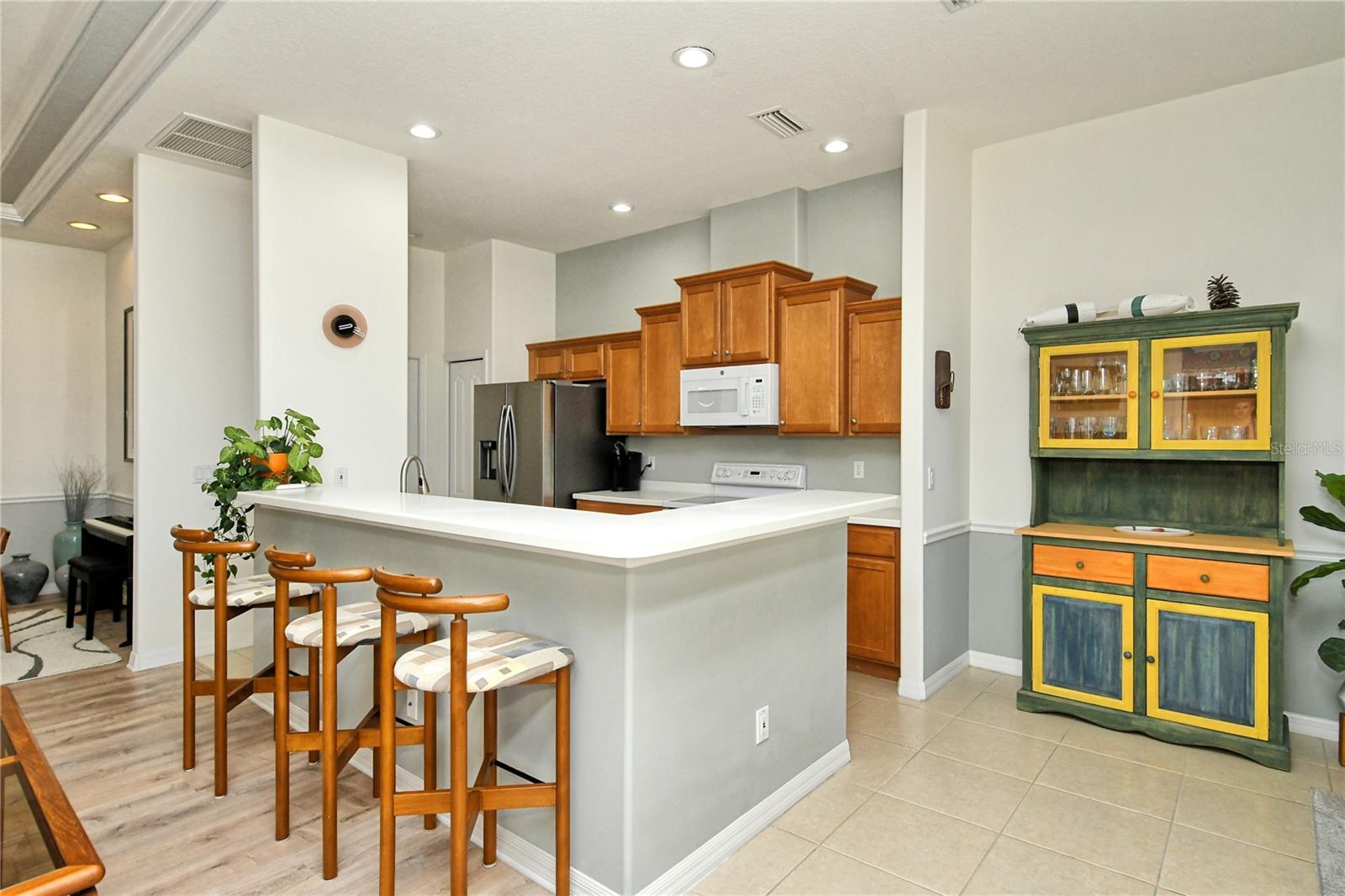 HERITAGE OAKS GOLF & COUNTRY CLUB - Residential