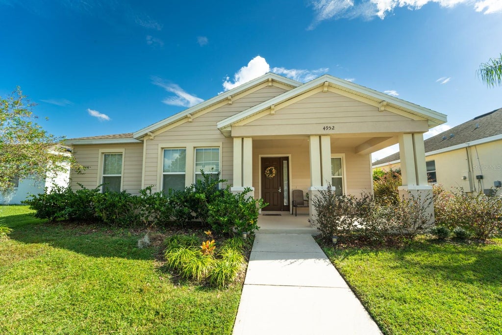 Photo of 4952 Pall Mall Street E, Kissimmee, FL 34758 (MLS # S5156961)