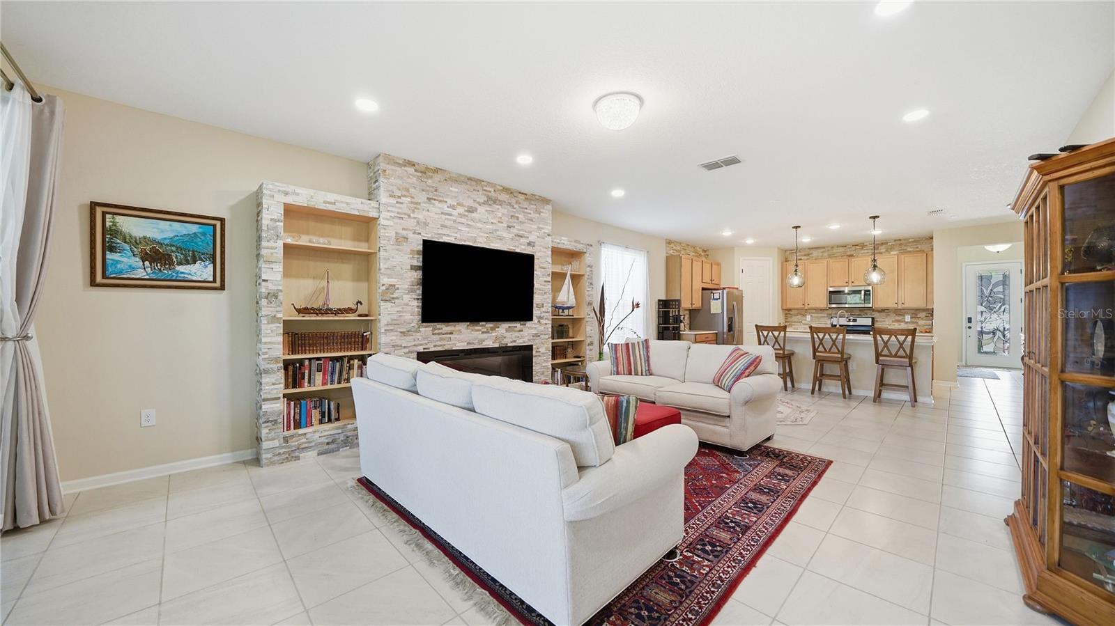 BEACON LAKE PH 1 - Residential