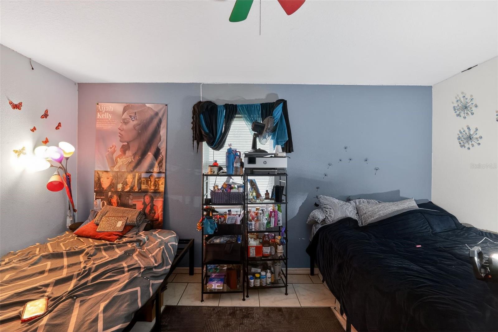 UNRE LAKE GIBSON VILLAS - Residential