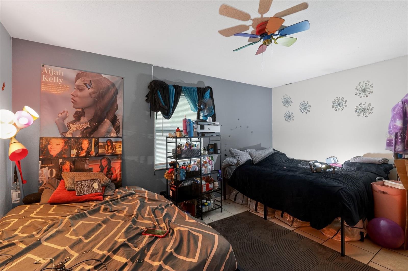 UNRE LAKE GIBSON VILLAS - Residential