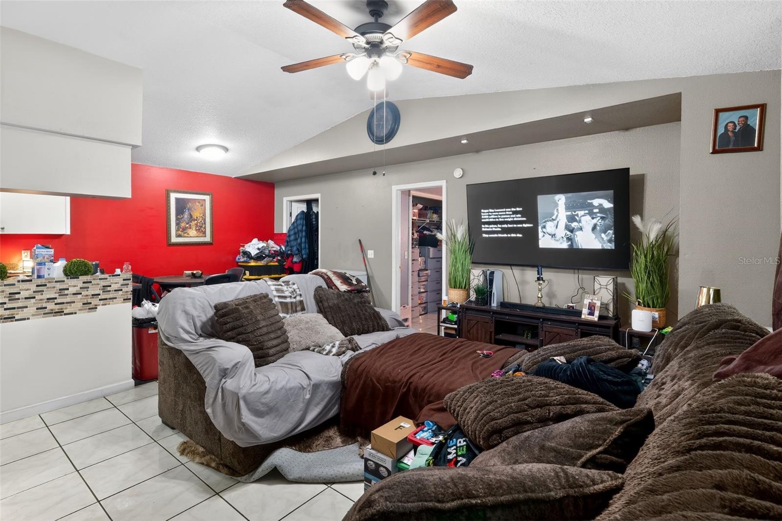 829 SHIRLEY ANN TRAIL