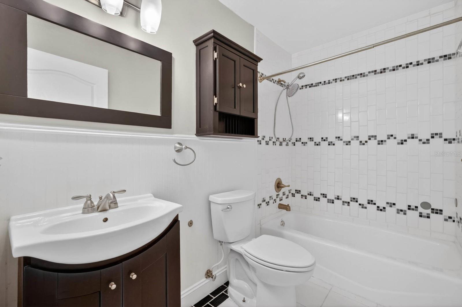 SEMINOLE WOODS - Residential