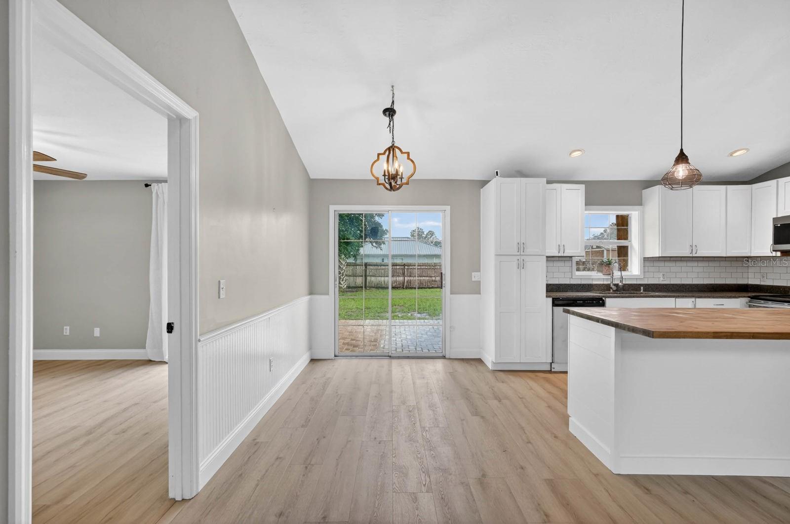 SEMINOLE WOODS - Residential
